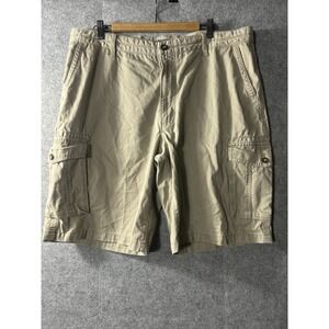 IZOD Men's Size 38 Khaki Cargo Shorts 100% Cotton Preppy Old Money Mallcore